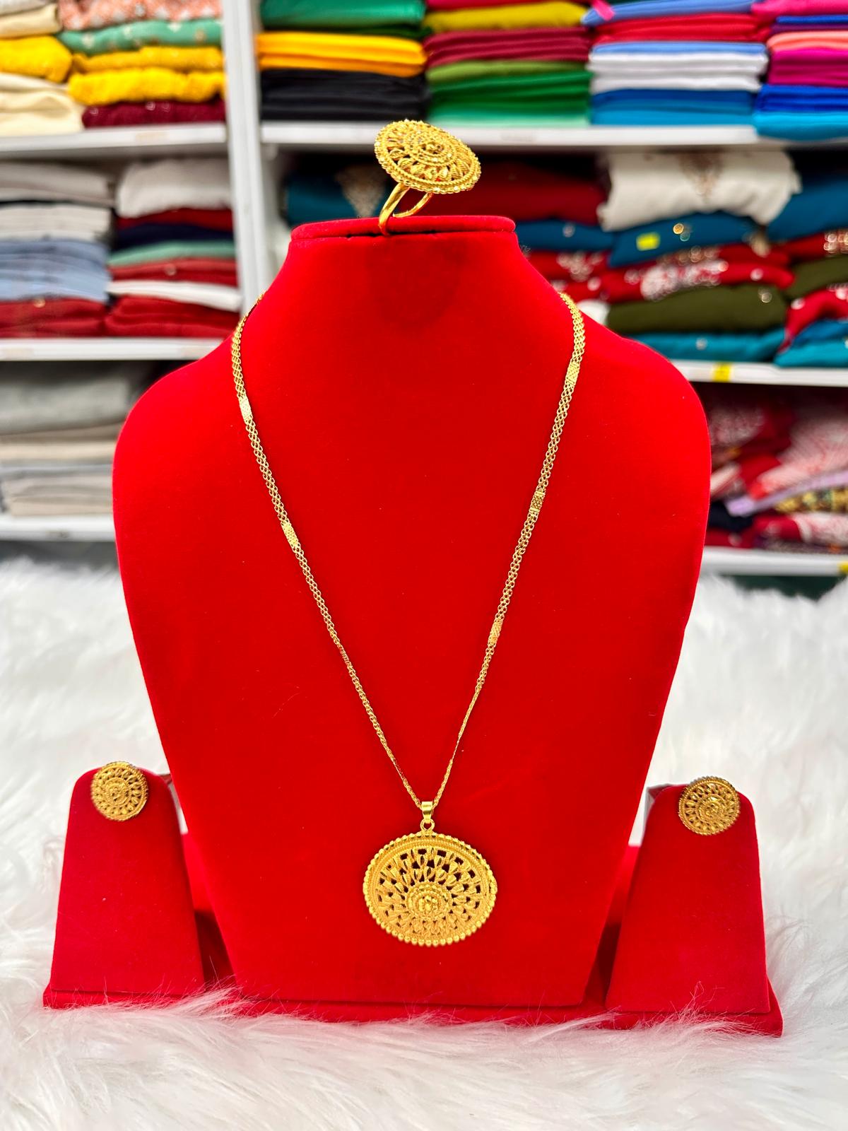 Gold Plated Necklace With Top Set